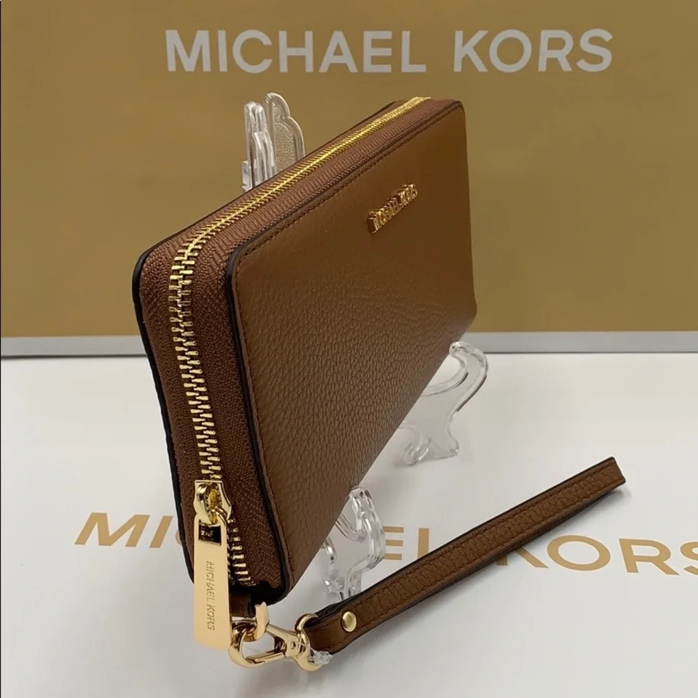 MICHAEL KORS Jet Set Travel Continental Zip